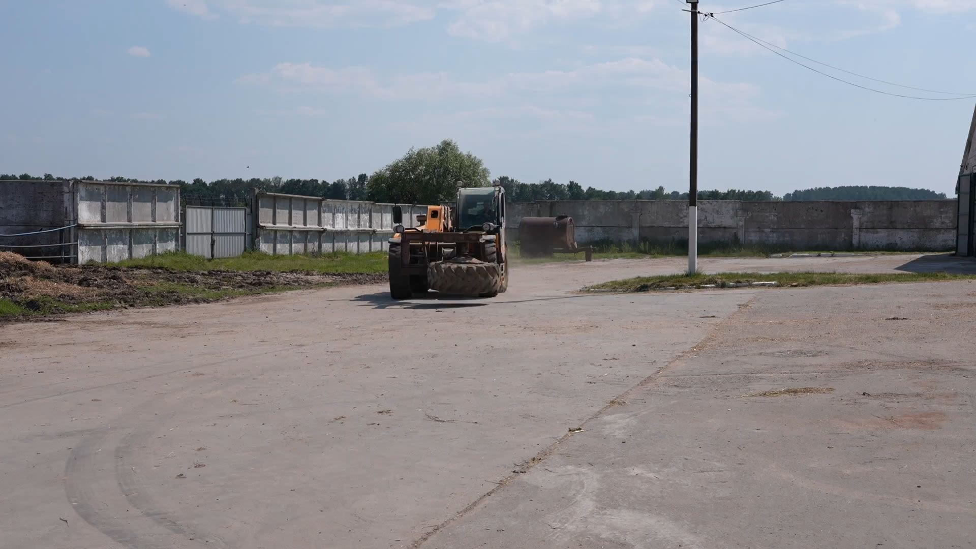 Ukraine farmers on the front lines of a war fueling a global food crisis